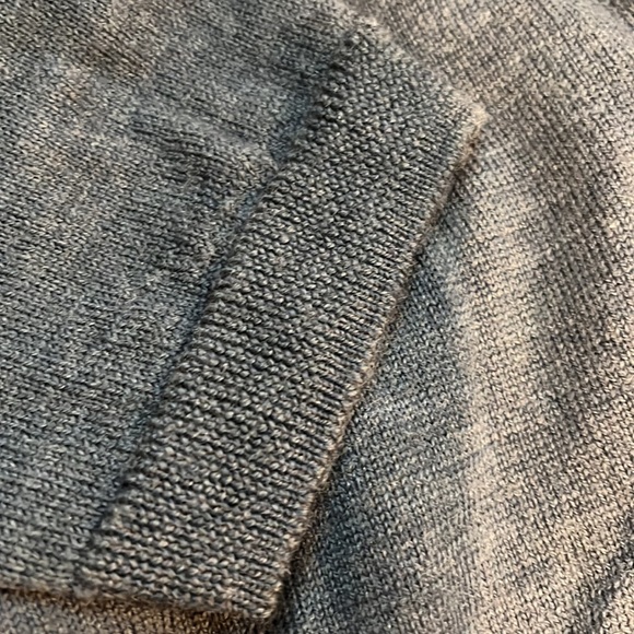 Lululemon sweater - size 6 - Picture 6 of 6